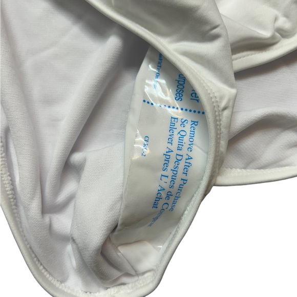 AMAVI women’s white halter cross front High Neck One Piece Swimsuit NWT - Picture 6 of 6